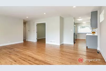 143 Thelin Court, Wilmette, IL 60091 - Photo 3