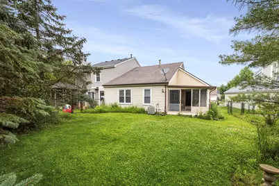 90 Sandhurst Road, Mundelein, IL 60060 - Photo 21