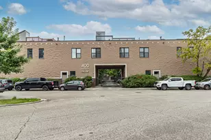 400 N Racine Ave, Chicago, IL 60642 - Photo 1