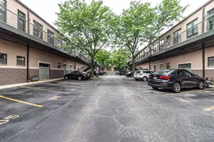 400 N Racine Ave, Chicago, IL 60642 - Photo 17
