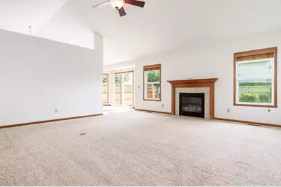 3047 Vaughndale Drive, Machesney Park, IL 61115 - Photo 7