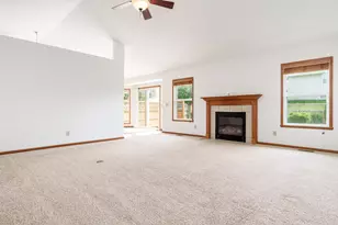 3047 Vaughndale Dr, Machesney Park, IL 61115 - Photo 7