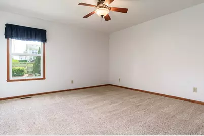 3047 Vaughndale Drive, Machesney Park, IL 61115 - Photo 25