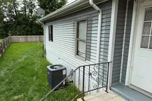 609 Tanglewood Rd, Matteson, IL 60443 - Photo 5