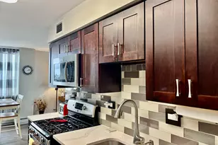 40 N Tower Rd, Oak Brook, IL 60523 - Photo 7