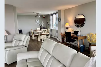 40 N Tower Road #10M, Oak Brook, IL 60523 - Photo 13