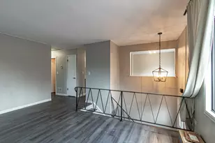 4239 Continental Dr, Waukegan, IL 60087 - Photo 3