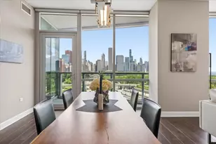 1201 S Prairie Ave, Chicago, IL 60605 - Photo 3