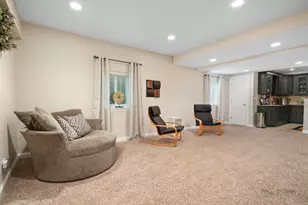 115 Bridle Path Ln, Fox River Grove, IL 60021 - Photo 33