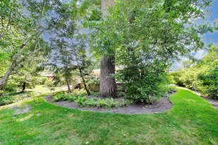 9139 Kedvale Ave, Skokie, IL 60076 - Photo 49