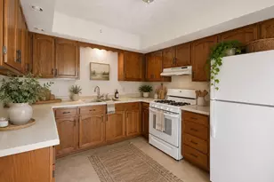 506 S State St, Annawan, IL 61234 - Photo 5