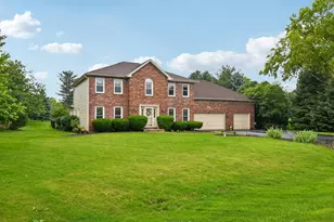 5N630 Leslie Ct, Saint Charles, IL 60175 - Photo 3