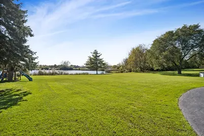 33829 N Fischer Drive, Ingleside, IL 60041 - Photo 9