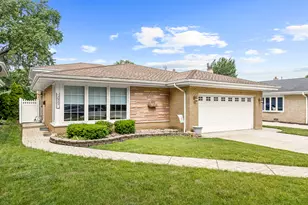 2922 Sunnyside Ave, Westchester, IL 60154 - Photo 1