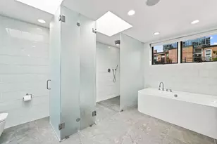 107 W Delaware Pl, Chicago, IL 60610 - Photo 25
