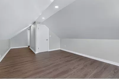 112 S Iowa Avenue, Addison, IL 60101 - Photo 9