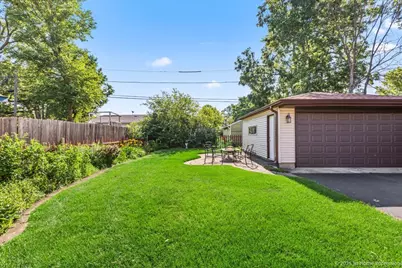 1311 Heidorn Avenue, Westchester, IL 60154 - Photo 23