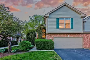 121 Commons Ct, Wheeling, IL 60090 - Photo 1