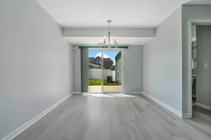 365 Lakewood Blvd, Park Forest, IL 60466 - Photo 11