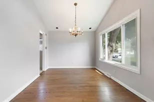 5302 Jarvis Ave, Skokie, IL 60077 - Photo 7