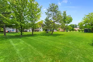 6918 Parkside Ave, Countryside, IL 60525 - Photo 17