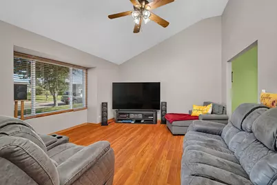 1540 Carol Anne Drive, Morris, IL 60450 - Photo 5