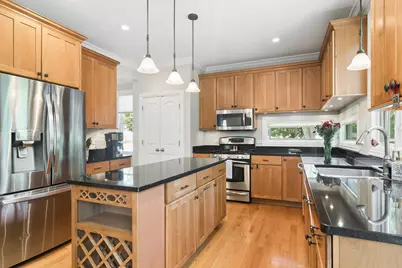103 S Donald Avenue, Arlington Heights, IL 60004 - Photo 9