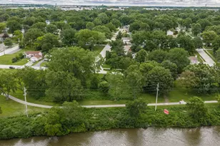 750 N River St, Batavia, IL 60510 - Photo 35