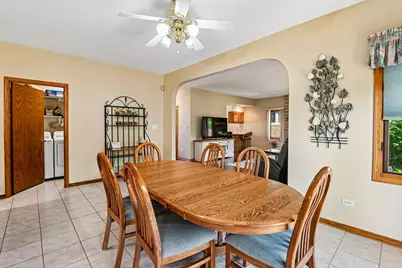 9237 Kedvale Avenue, Oak Lawn, IL 60453 - Photo 9
