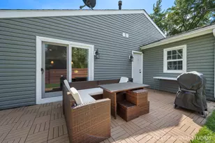 2S425 Cherice Dr, Warrenville, IL 60555 - Photo 15