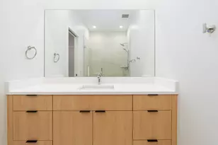 3947 W Dakin St, Chicago, IL 60618 - Photo 11