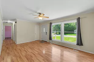 406 Northgate Dr, Saint John, IL 61873 - Photo 7