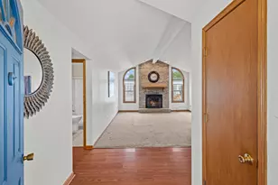509 Mooney Dr, Joliet, IL 60435 - Photo 3