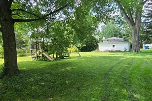5239 Cumnor Rd, Downers Grove, IL 60515 - Photo 9