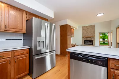 2302 English Prairie Road, Spring Grove, IL 60081 - Photo 13