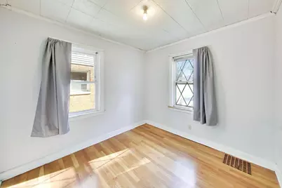 423 Frederick Avenue, Bellwood, IL 60104 - Photo 13