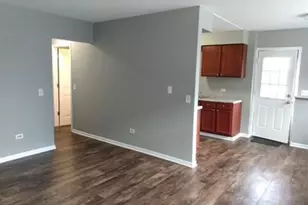 3301 Colgate Ave, Zion, IL 60099 - Photo 9
