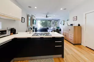 879 N Marshfield Ave, Chicago, IL 60622 - Photo 7