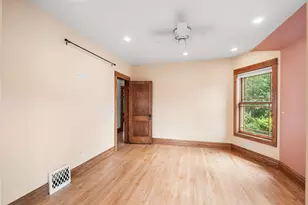 4938 N Hamlin Ave, Chicago, IL 60625 - Photo 23