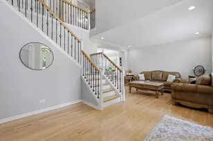 2457 Bryn Mawr Ln, Crystal Lake, IL 60014 - Photo 7