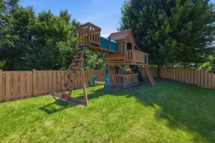 2457 Bryn Mawr Ln, Crystal Lake, IL 60014 - Photo 45
