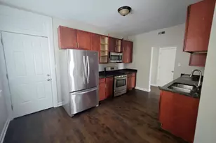 6730 S Merrill Ave, Chicago, IL 60649 - Photo 5