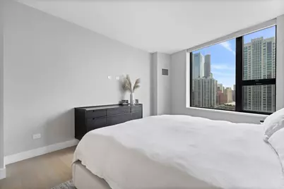 501 N Clinton Street #2004, Chicago, IL 60654 - Photo 15