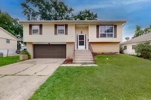 717 Union Ave, Romeoville, IL 60446 - Photo 1