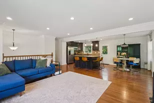 9001 E Prairie Rd, Evanston, IL 60203 - Photo 3