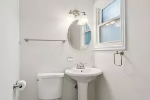 9001 E Prairie Rd, Evanston, IL 60203 - Photo 19