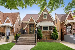 6429 S Tripp Ave, Chicago, IL 60629 - Photo 1