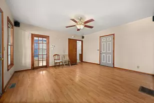 14286 Il State 72 Rte, Genoa, IL 60135 - Photo 5
