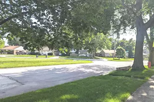 2055 Magnolia Rd, Homewood, IL 60430 - Photo 25