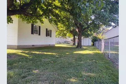 315 Circle Drive, Vienna, IL 62995 - Photo 3
